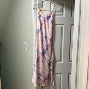 Elegant Tie-Dye Midi Dress